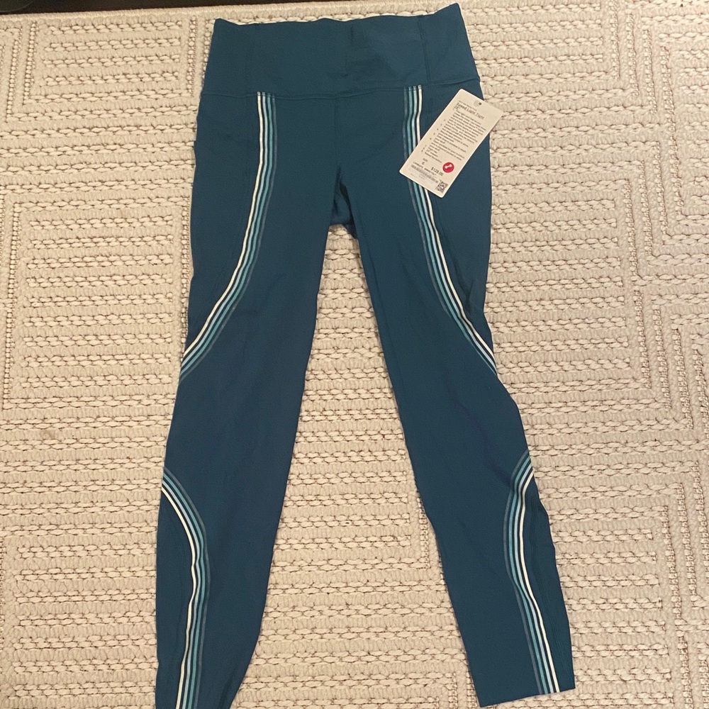 New Lululemon Speed Light Tight